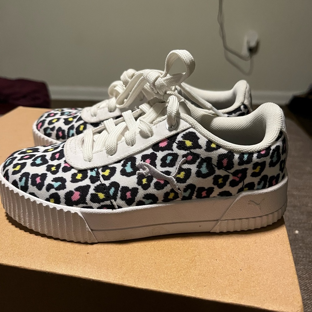 Puma sneakers